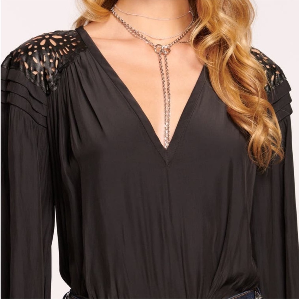 Ramy Brooks, Karan (black v-neck long puff sleeve top), sz extra small, NWT